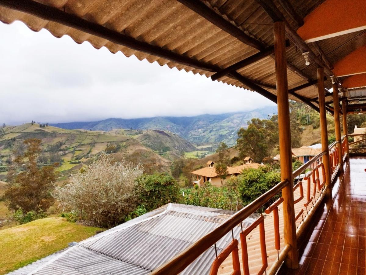 Hostal Taita Cristobal Isinlivi Exterior photo
